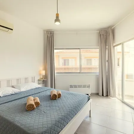 Апартаменты Savvas Centre Flat