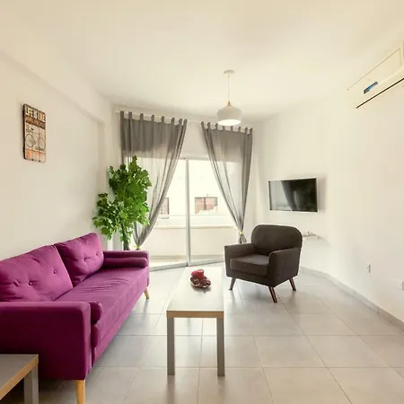 Apartment Savvas Centre Flat *
