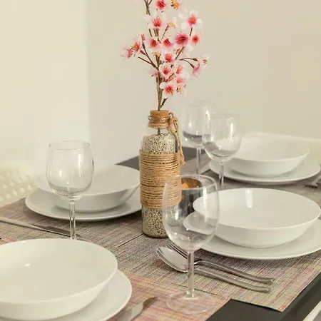 Savvas Centre Flat * Ларнака