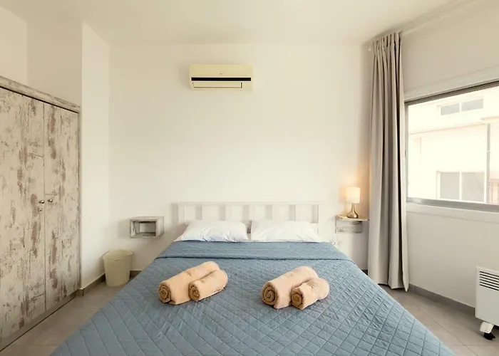 Savvas Centre Flat