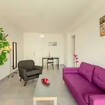 Savvas Centre Flat *