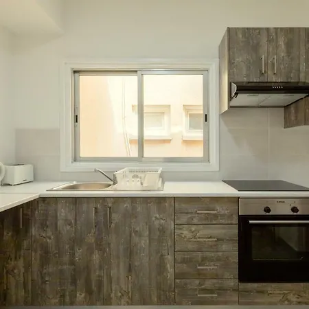 Apartment Savvas Centre Flat Larnaka