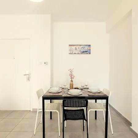 Savvas Centre Flat